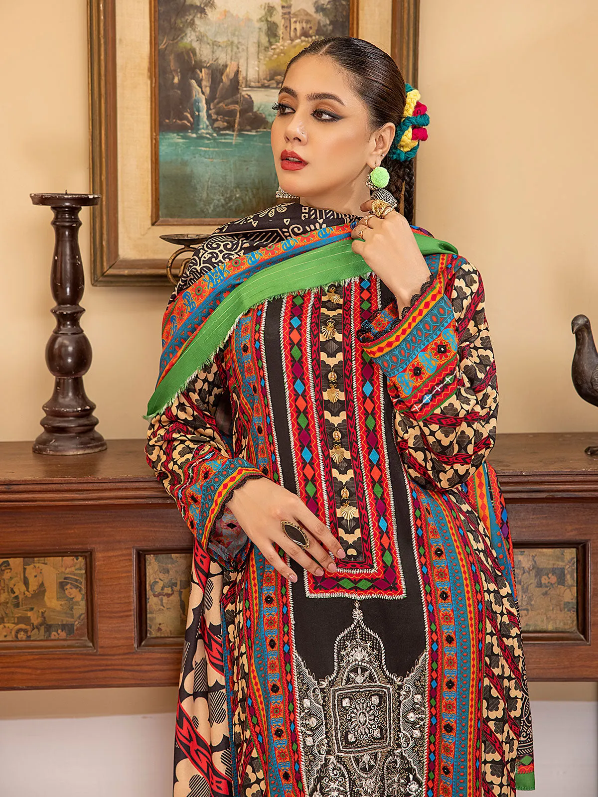 Black & Red Winter Dhanak Embroidered 3-Piece Suit