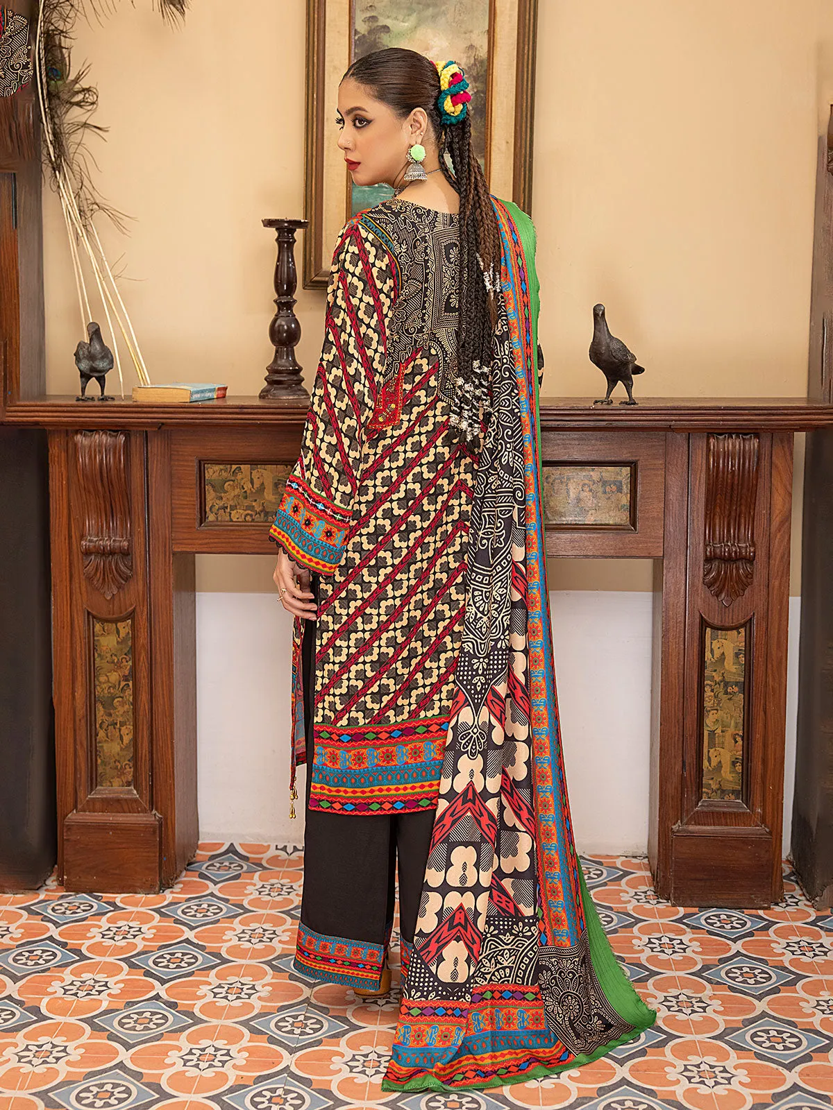 Black & Red Winter Dhanak Embroidered 3-Piece Suit