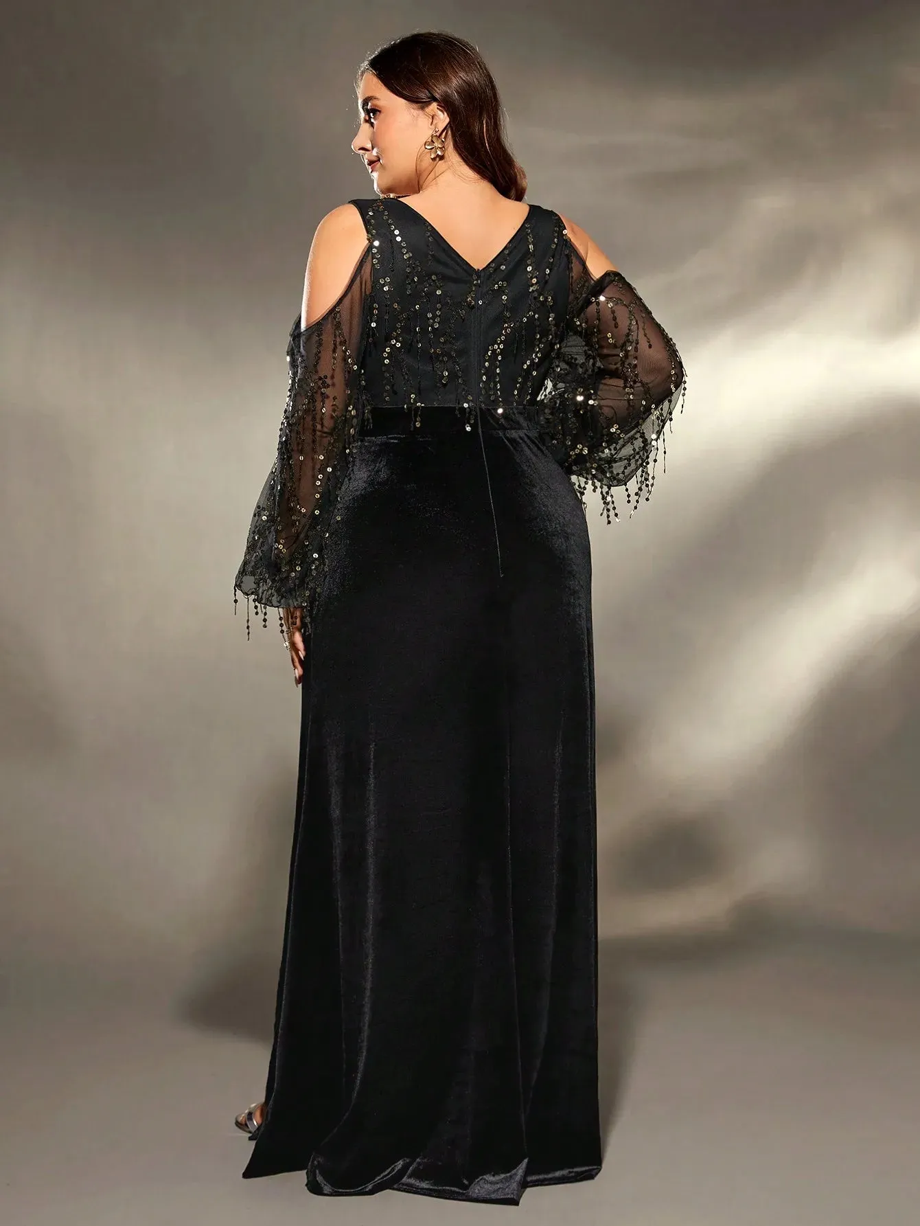 Black Plus Size V Neck Sequin Velvet Party Dress