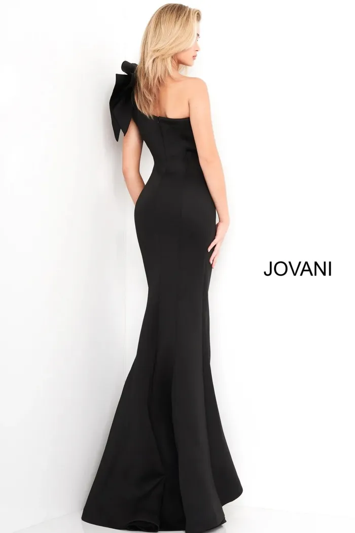 Bow Accented Asymmetrical Mermaid Gown