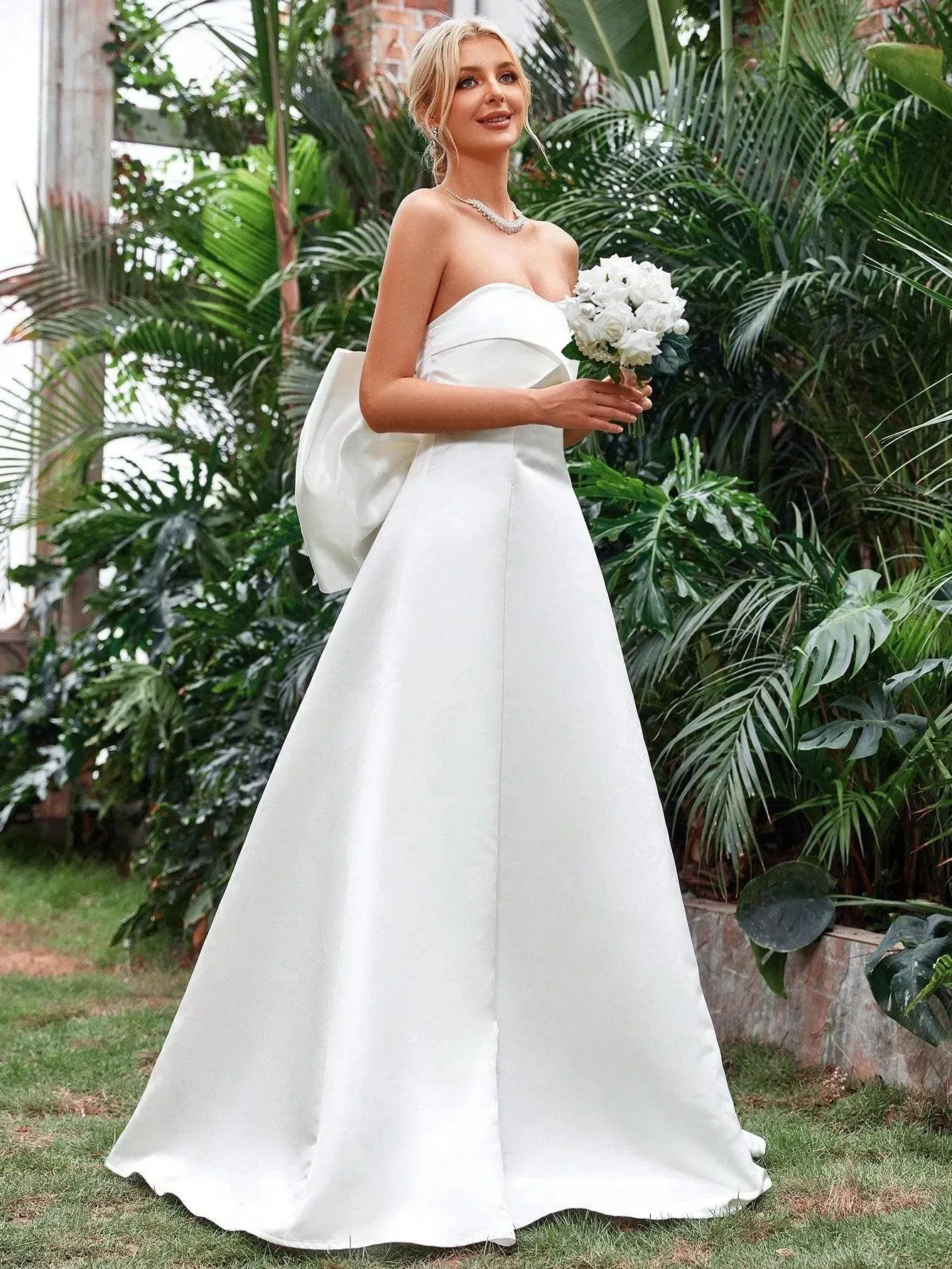 Elegant Satin Tube Wedding Dress With Big Bow