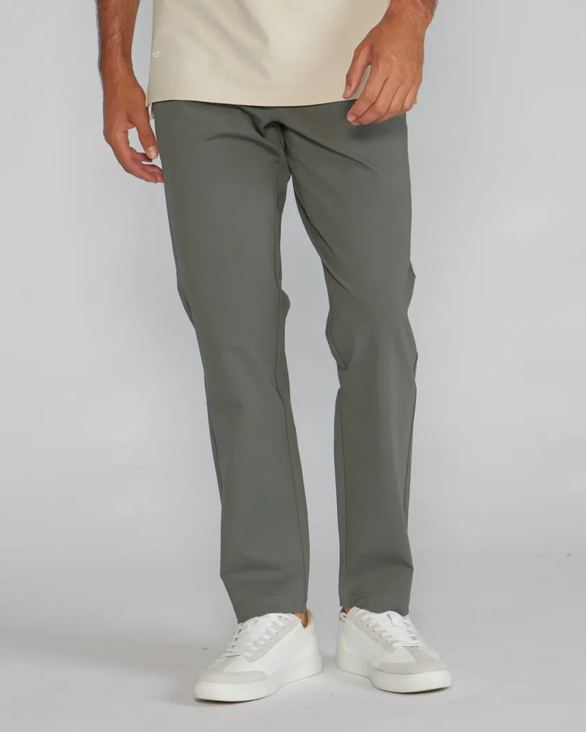 Everyday Pant 2.0 - Straight Fit <!-- Size 33 -->