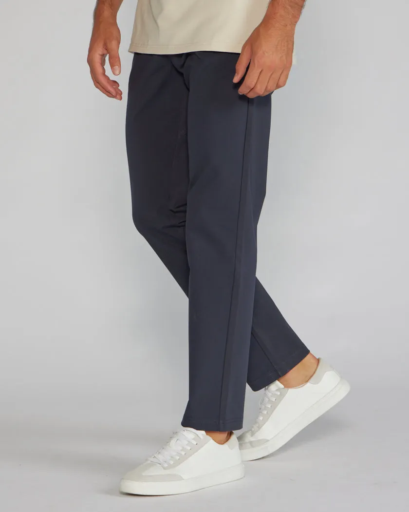 Everyday Pant 2.0 - Straight Fit <!-- Size 33 -->