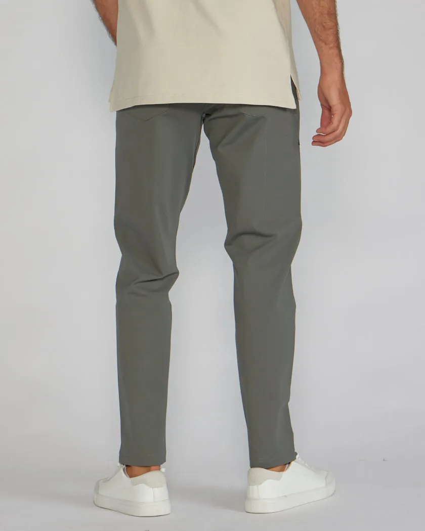 Everyday Pant 2.0 - Straight Fit <!-- Size 33 -->