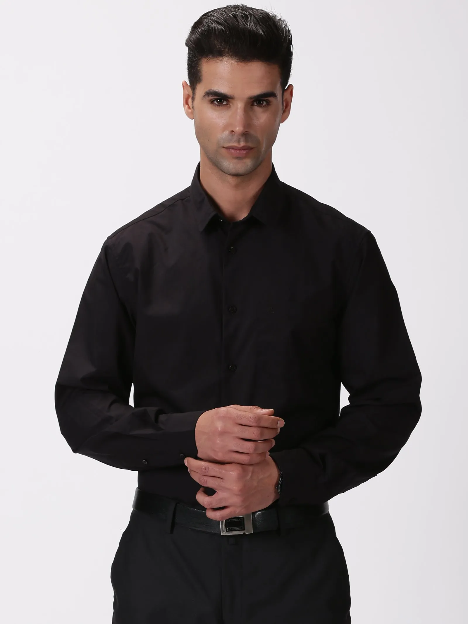 MEN'S BLACK SOLID SLIM FIT SHIRT