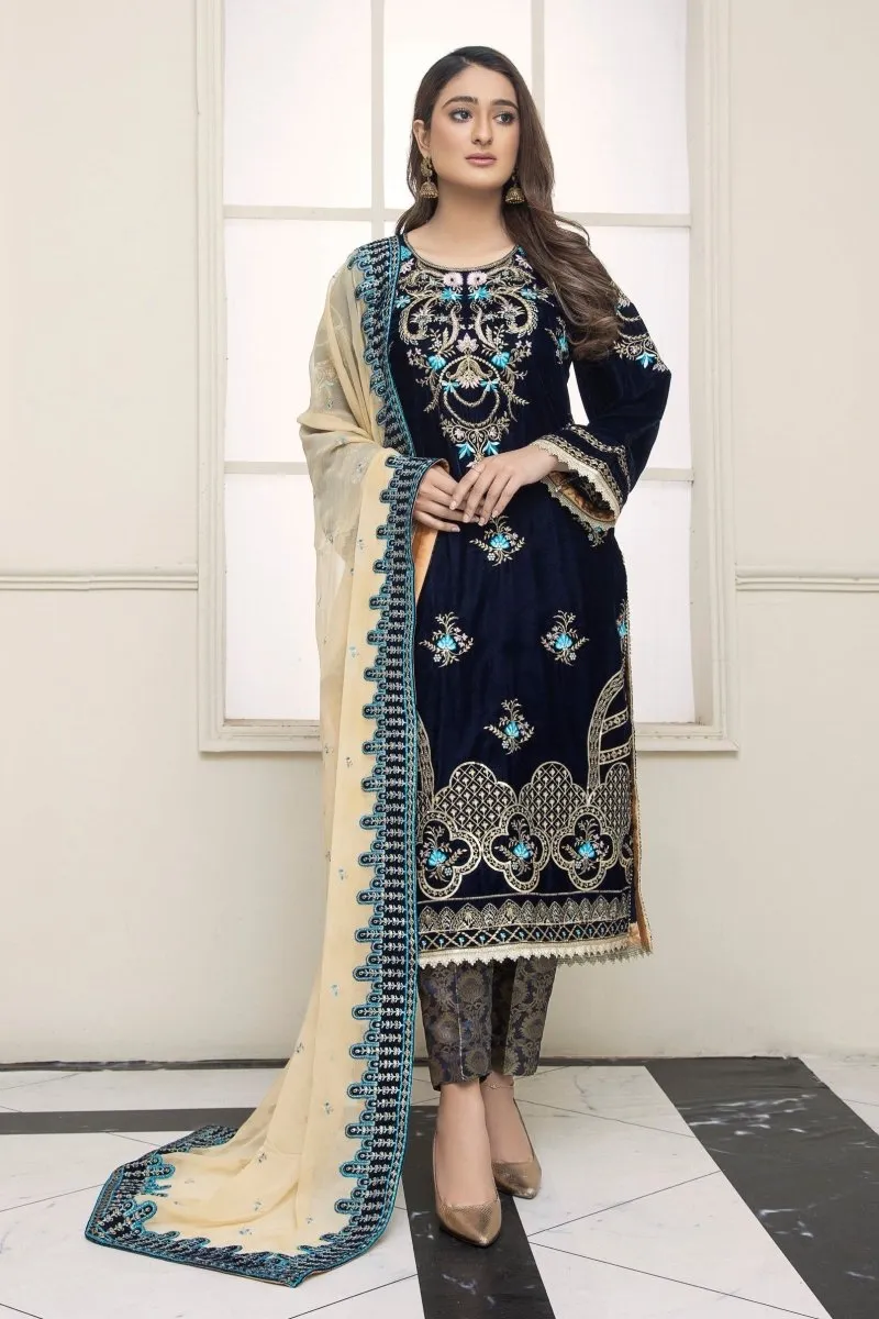 Mihrimah Embroidered Velvet 3 Piece Suit MIH41