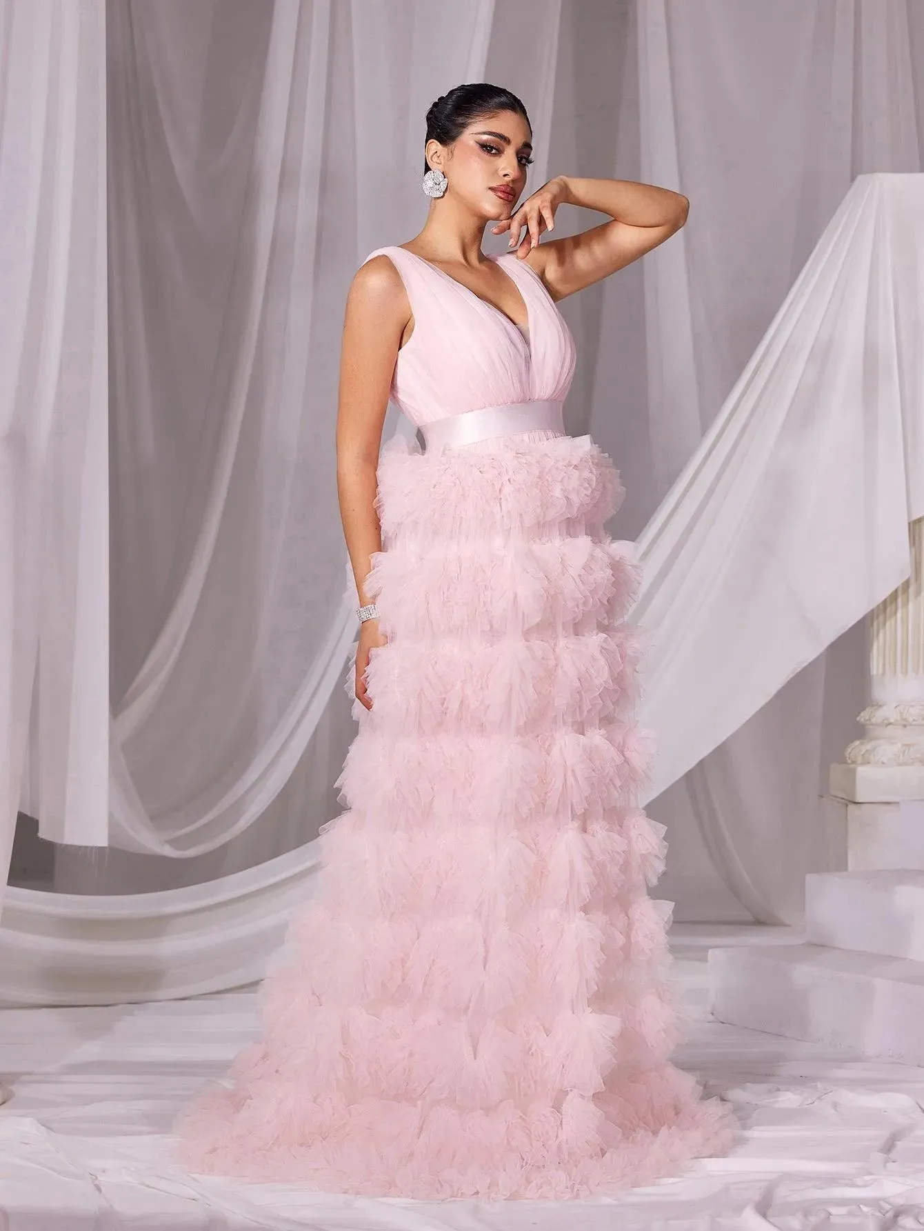 Plunging Neck Ruffle Layered Hem Cake Prom Dress