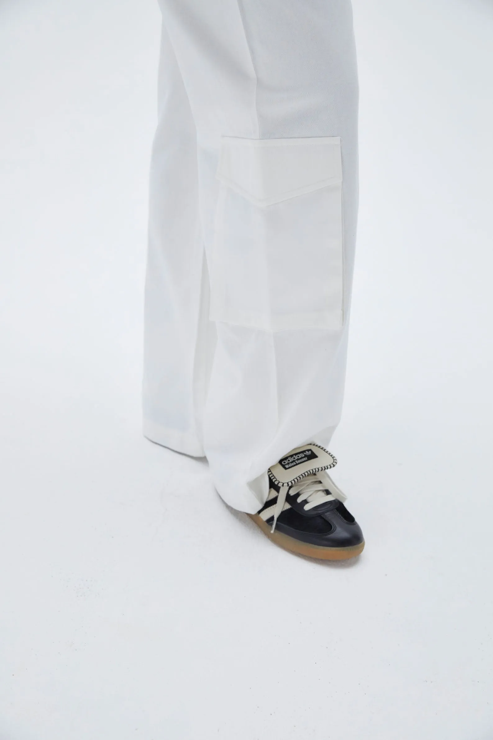 Relaxed Cotton Cargo Pants - White