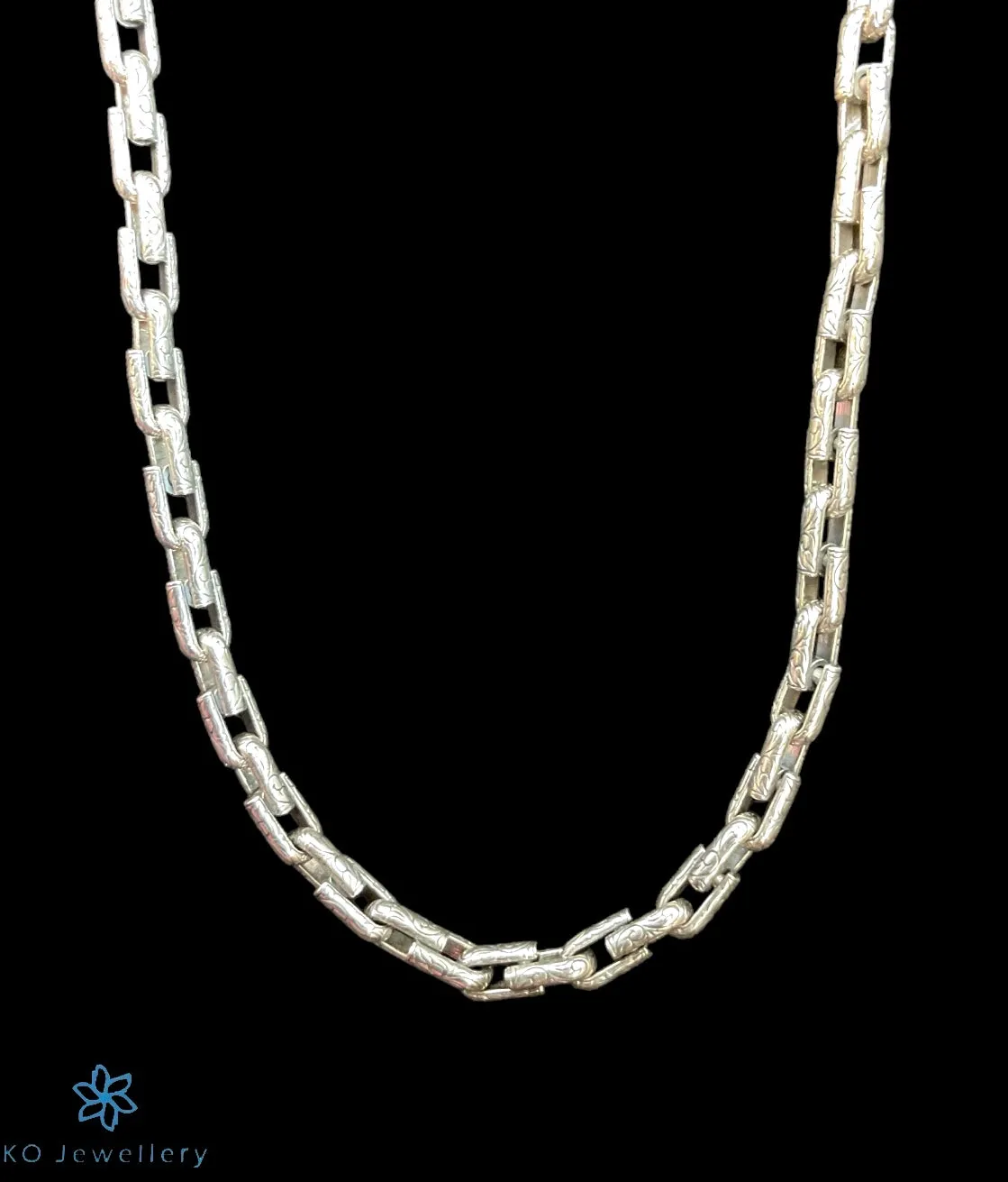 The Aadi Linked Silver Chain